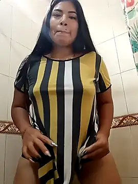 steisy325 online show from December 1, 4:51 pm