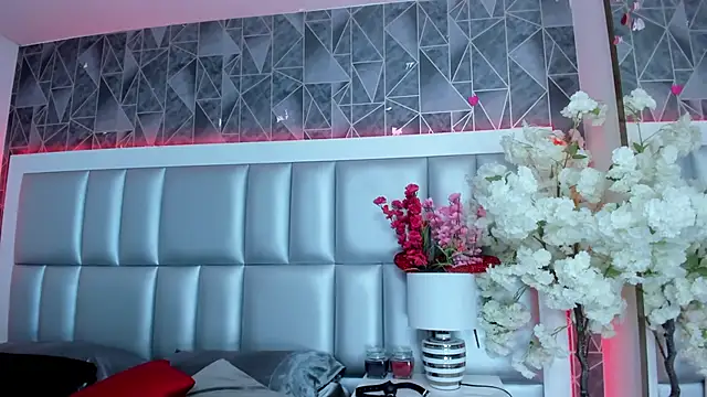 Im gaia online show from March 13, 4:23 pm