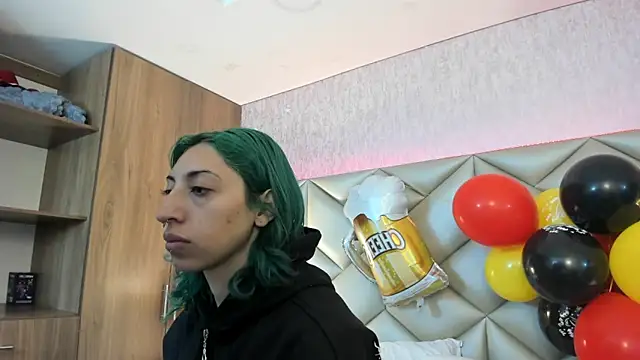 Im gaia online show from October 3, 12:35 pm