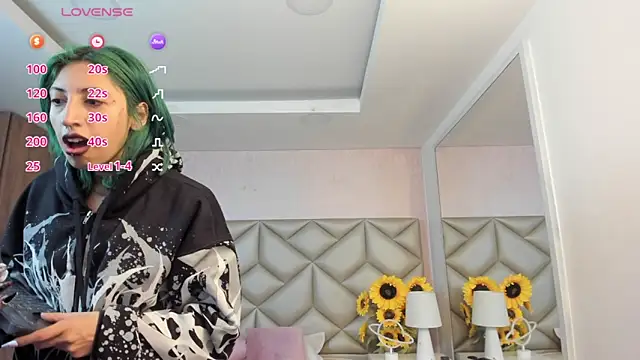 Im gaia online show from November 26, 12:17 pm