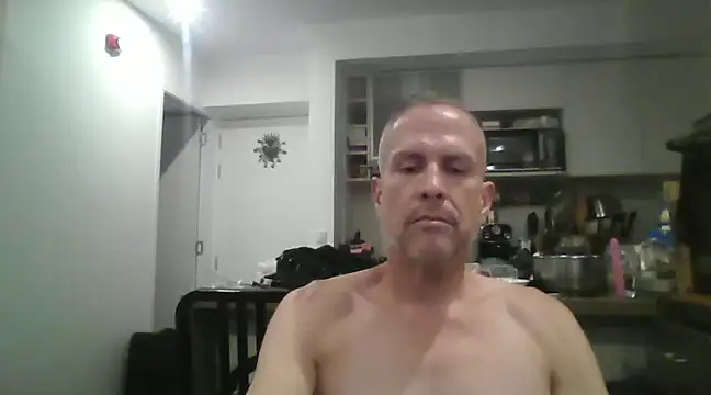 Snapshot of Diegoperrote682661 chatting on December 16, 5:06 am Diegoperrote682661 online show from December 16, 5:06 am