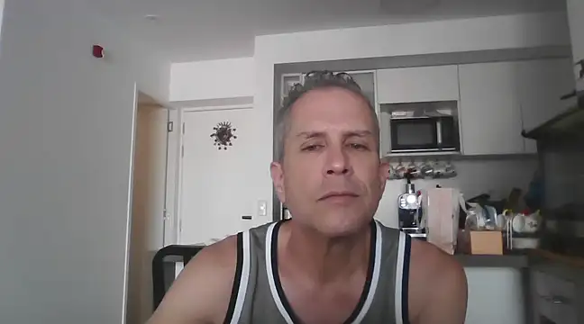 Snapshot of Diegoperrote682661 chatting on March 17, 10:38 pm Diegoperrote682661 online show from March 17, 10:38 pm