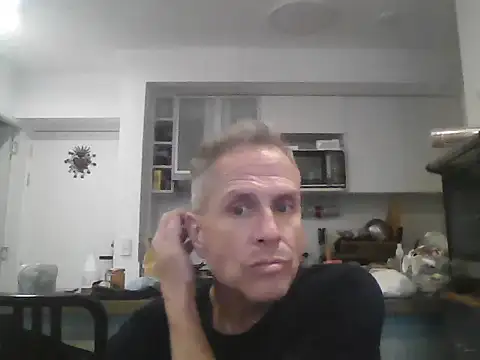 Diegoperrote682661 online show from November 18, 11:15 pm