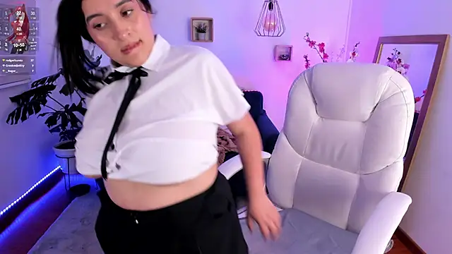 Pamela cheverry online show from March 4, 12:39 am