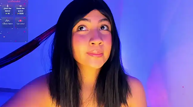 Snapshot of Alice_sunce chatting on December 14, 9:45 pm Alice sunce online show from December 14, 9:45 pm