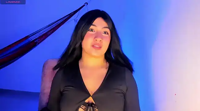 Snapshot of Alice_sunce chatting on January 2, 6:40 am Alice sunce online show from January 2, 6:40 am