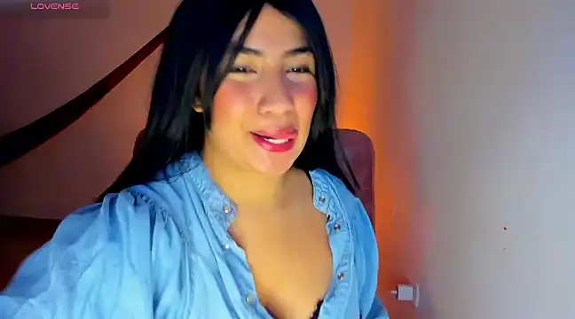 Snapshot of Alice_sunce chatting on January 12, 8:57 am Alice sunce online show from January 12, 8:57 am