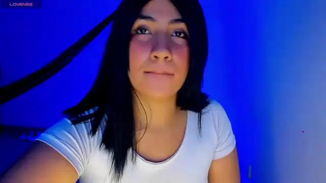 Snapshot of Alice_sunce chatting on January 14, 12:24 pm Alice sunce online show from January 14, 12:24 pm