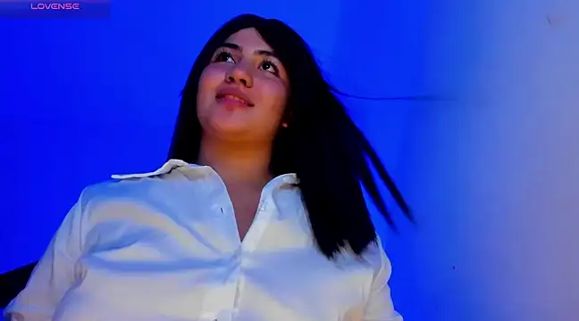 Snapshot of Alice_sunce chatting on February 15, 9:27 am Alice sunce online show from February 15, 9:27 am