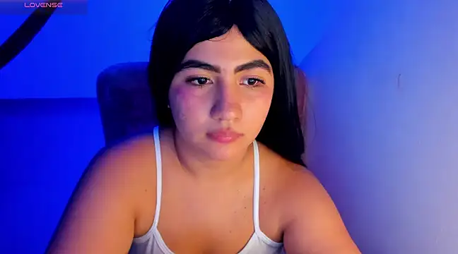 Snapshot of Alice_sunce chatting on February 17, 6:20 am Alice sunce online show from February 17, 6:20 am