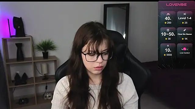 Este Glen online show from March 5, 12:33 pm