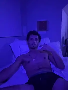 Snapshot of Dylansd chatting on December 21, 11:11 am Dylansd online show from December 21, 11:11 am