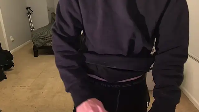 Snapshot of Dylansd chatting on January 26, 7:21 am Dylansd online show from January 26, 7:21 am