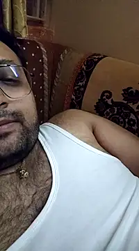 hardyloves online show from December 13, 9:52 pm