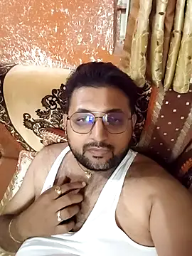 hardyloves online show from December 19, 7:07 pm