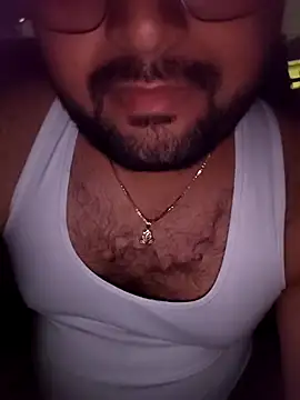 hardyloves online show from December 24, 9:11 pm