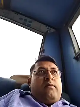 hardyloves online show from January 22, 1:53 am