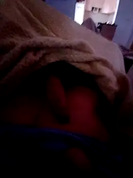 fonsi05 online show from April 12, 8:19 am