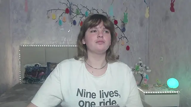 Snapshot of StaceyLex chatting on April 3, 5:05 am StaceyLex online show from April 3, 5:05 am