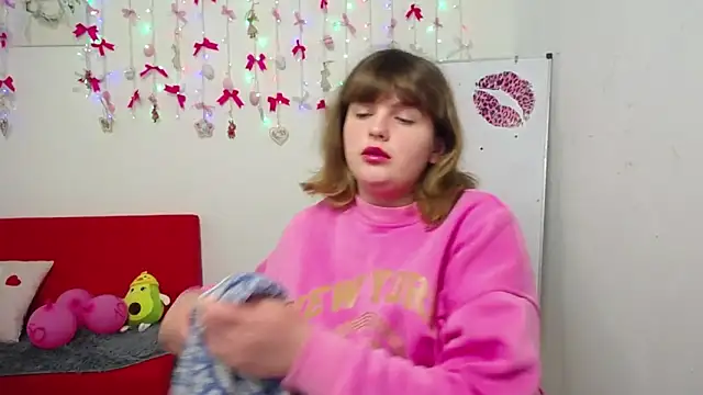 Snapshot of StaceyLex chatting on April 6, 5:08 am StaceyLex online show from April 6, 5:08 am