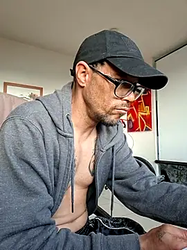 mileflav0r online show from April 29, 5:33 am