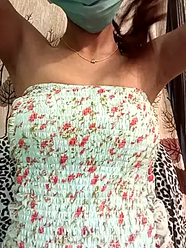 Snapshot of Miss-Sadhana chatting on January 15, 8:09 am Miss-Sadhana online show from January 15, 8:09 am