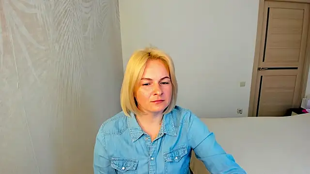 Alicee Gracee online show from April 19, 11:42 am