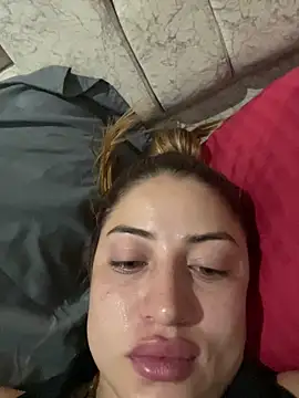 cristal-evanns online show from June 5, 3:02 am