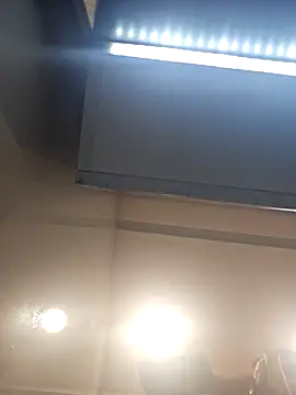 beaverwoman online show from September 25, 2:10 pm