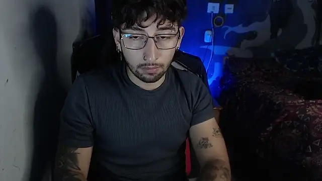 Dereck Dickson online show from November 24, 1:38 am