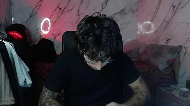 Dereck Dickson online show from January 15, 2:38 am