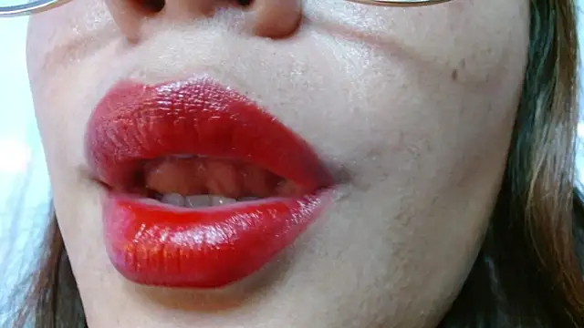 Snapshot of miss_evoleth2 chatting on January 15, 5:34 am miss evoleth2 online show from January 15, 5:34 am