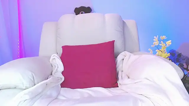 Snapshot of concubine chatting on December 16, 2:47 am concubine online show from December 16, 2:47 am