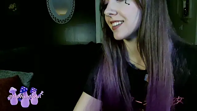 thevixenviolet online show from October 29, 12:46 am