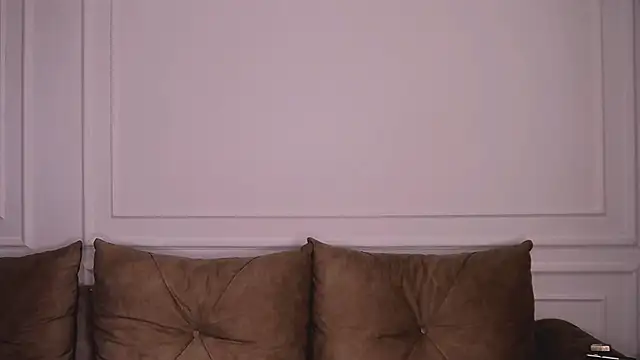 Snapshot of UrsuKing chatting on January 5, 9:14 pm UrsuKing online show from January 5, 9:14 pm