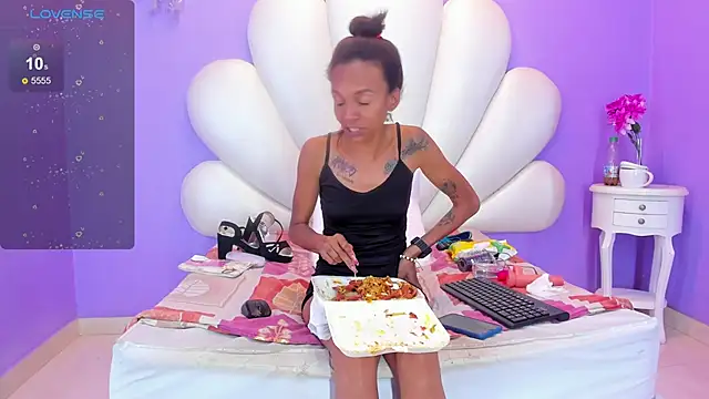 Snapshot of Brianrosex chatting on January 4, 5:58 am Brianrosex online show from January 4, 5:58 am