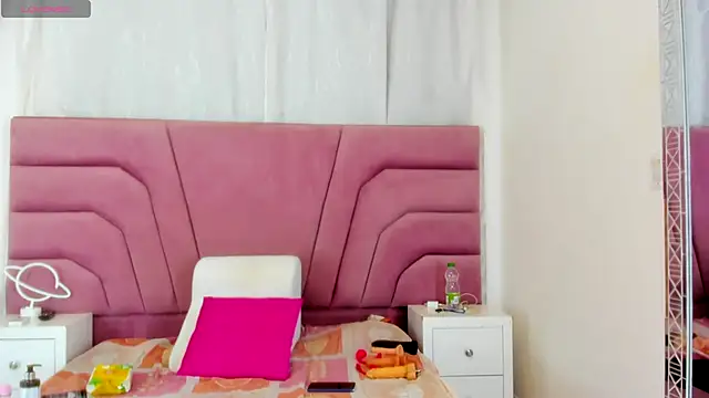 Snapshot of Brianrosex chatting on November 11, 3:17 am Brianrosex online show from November 11, 3:17 am