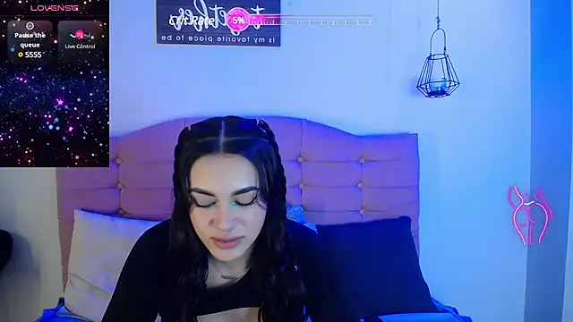 Snapshot of kyle8_ls chatting on February 20, 3:45 am kyle8 ls online show from February 20, 3:45 am