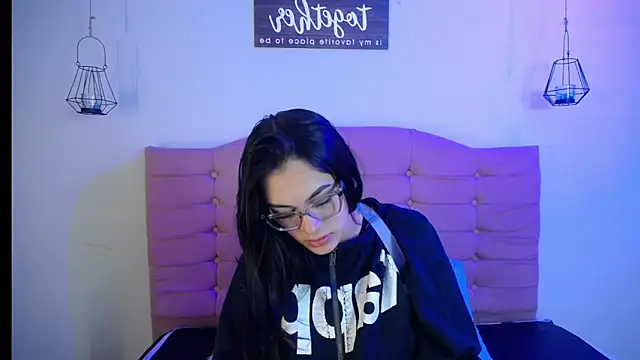 Snapshot of kyle8_ls chatting on March 18, 3:53 am kyle8 ls online show from March 18, 3:53 am