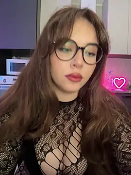 Snapshot of CutiePie3 chatting on December 20, 9:00 pm CutiePie3 online show from December 20, 9:00 pm