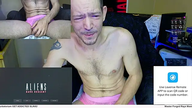 Snapshot of MasterForgedRayy chatting on December 2, 7:03 am MasterForgedRayy online show from December 2, 7:03 am