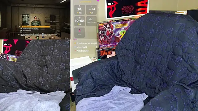 Snapshot of MasterForgedRayy chatting on December 18, 3:26 am MasterForgedRayy online show from December 18, 3:26 am