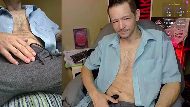 Snapshot of MasterForgedRayy chatting on January 27, 11:11 am MasterForgedRayy online show from January 27, 11:11 am