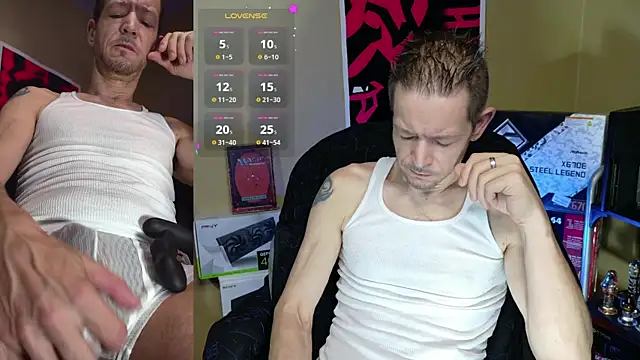 Snapshot of MasterForgedRayy chatting on February 21, 2:28 am MasterForgedRayy online show from February 21, 2:28 am