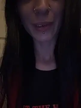 MissMidnightUK online show from May 15, 11:34 pm