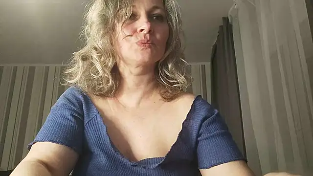 EdithManning online show from February 17, 6:25 pm