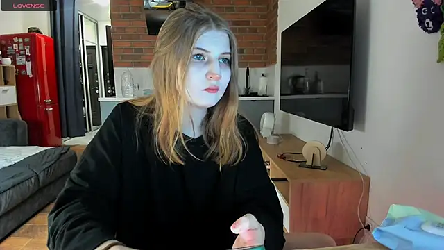 princessaalicc online show from February 8, 2:15 am