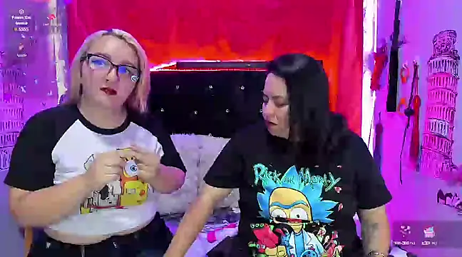 Snapshot of katieeandsharonn chatting on January 28, 3:04 am katieeandsharonn online show from January 28, 3:04 am