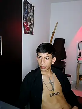 Snapshot of Zack_Kingg chatting on February 7, 12:36 am Zack Kingg online show from February 7, 12:36 am