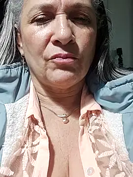 miisevvie  online show from March 2, 8:38 am